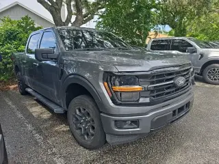 Ford F-150 2024 4x2 XLT 4 puertas SuperCrew 5.5 pies SB