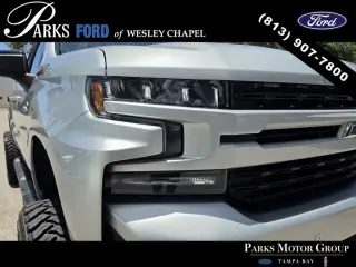 Chevrolet Silverado 1500 2019 4x4 RST 4 puertas Cabina Crew 5.8 ft. SB
