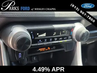 Toyota RAV4 2022 LE 4 puertas SUV