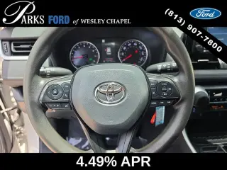 Toyota RAV4 2022 LE 4 puertas SUV