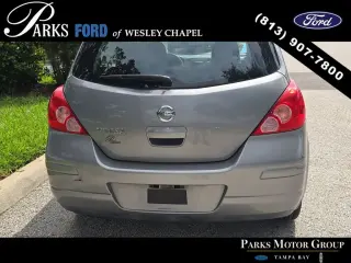 Nissan Versa 2012 1.8 S 4 puertas Hatchback 6M