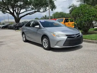 Toyota Camry 2015 LE 4 puertas Sedan