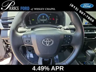 Toyota Camry 2025 SE 4 puertas Sedan