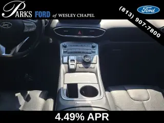 Hyundai SANTA FE 2021 AWD Calligraphy 4p Crossover con llantas de 19 pulgadas