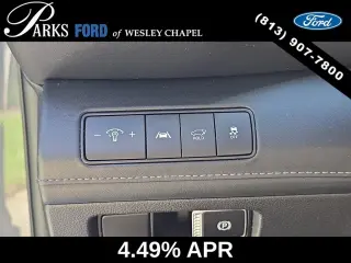 Hyundai SANTA FE 2021 AWD Calligraphy 4p Crossover con llantas de 19 pulgadas