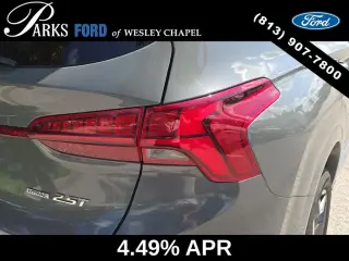 Hyundai SANTA FE 2021 AWD Calligraphy 4p Crossover con llantas de 19 pulgadas