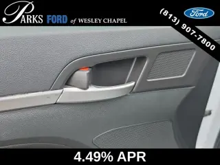 Hyundai ELANTRA 2019 SE 4p Sedán 6M