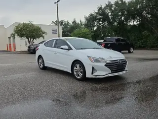 Hyundai ELANTRA 2019 SE 4p Sedán 6M