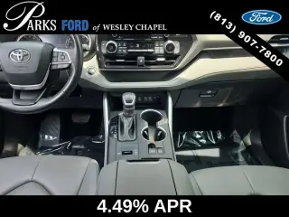 Toyota Highlander 2022 XLE 4dr SUV