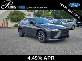 Lexus RZ 300e 2024 Premium 4p Crossover con Ruedas de 18 Pulgadas