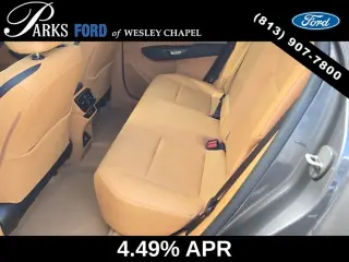 Lexus RZ 300e 2024 Premium 4p Crossover con Ruedas de 18 Pulgadas