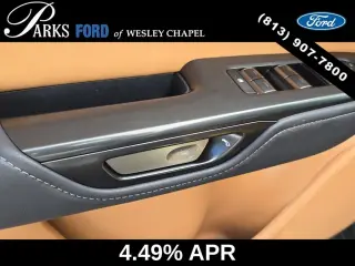 Lexus RZ 300e 2024 Premium 4p Crossover con Ruedas de 18 Pulgadas