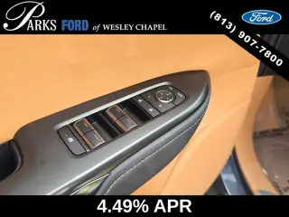 Lexus RZ 300e 2024 Premium 4p Crossover con Ruedas de 18 Pulgadas