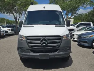 Mercedes-Benz Sprinter 2023 2500 3dr 144 in. WB Camioneta de Carga (2.0L Gas I4)