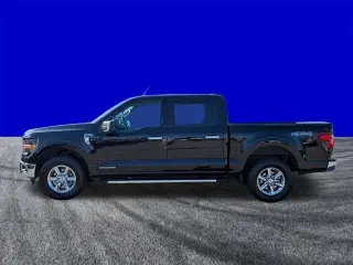 Ford F-150 2024 4x4 XLT 4 puertas SuperCrew 5.5 pies. SB