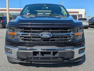 Ford F-150 2024 4x4 XLT 4 puertas SuperCrew 5.5 pies. SB