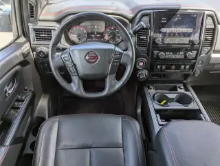 Nissan Titan 2024 4x4 PRO-4X 4 puertas Cabina Crew 5.6 pies. SB
