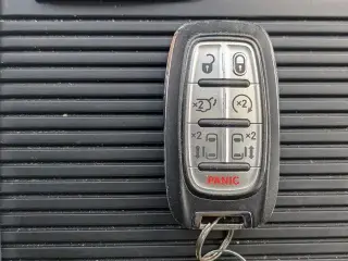 Chrysler Pacifica 2023 Touring L 4 puertas Minivan