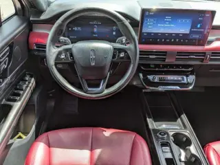 Lincoln Corsair 2025 Reserve 4dr SUV