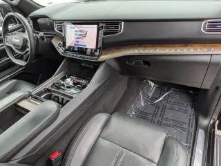 Jeep Grand Wagoneer L 2024 4x4 4 puertas SUV