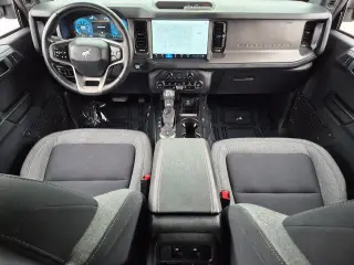 Ford Bronco 2025 4x4 Big Bend 4 puertas SUV