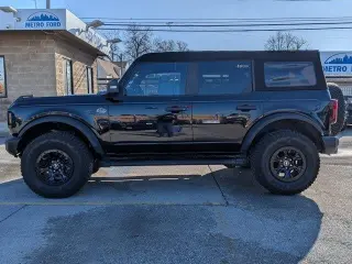 Ford Bronco 2023 4x4 Badlands Advanced 4 puertas SUV