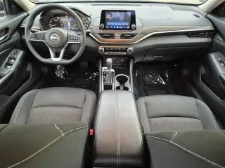Nissan Altima 2024 2.5 SV 4 puertas Sedan