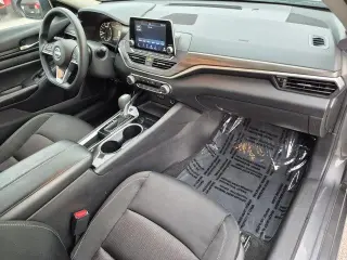 Nissan Altima 2024 2.5 SV 4 puertas Sedan