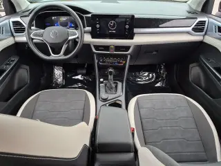 Volkswagen Taos 2025 AWD SE 4Motion 4p SUV