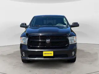 Ram 1500 2018 4x4 Express 4 puertas Quad Cab 6.3 pies. Pickup SB