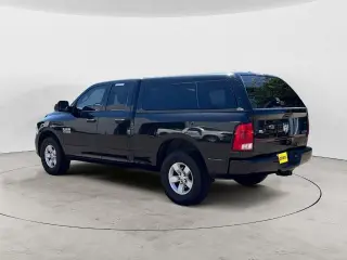 Ram 1500 2018 4x4 Express 4 puertas Quad Cab 6.3 pies. Pickup SB