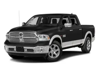 Ram 1500 2017 4x4 Laramie 4 puertas Cabina Crew 5.5 pies. Pickup SB
