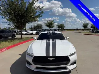 Ford Mustang 2024 EcoBoost 2 puertas Fastback