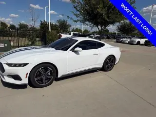 Ford Mustang 2024 EcoBoost 2 puertas Fastback