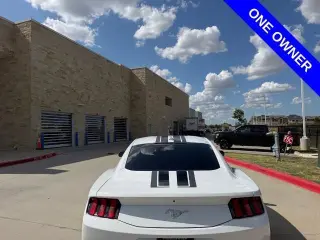Ford Mustang 2024 EcoBoost 2 puertas Fastback