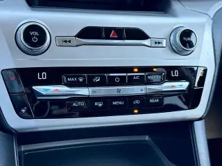 Ford Explorer 2021 XLT 4 puertas SUV