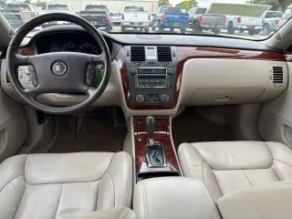 Cadillac DTS 2007 4 puertas Sedan