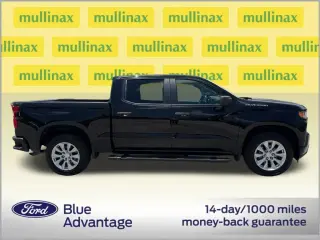 Chevrolet Silverado 1500 2021 4x2 Custom 4 puertas Cabina Crew 5.8 pies. SB