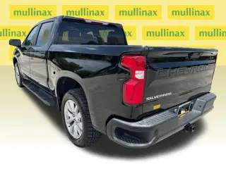 Chevrolet Silverado 1500 2021 4x2 Custom 4 puertas Cabina Crew 5.8 pies. SB