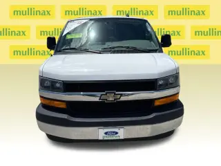 Furgoneta de Carga Chevrolet Express 2022 2500 3 puertas