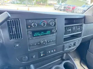 Furgoneta de Carga Chevrolet Express 2022 2500 3 puertas