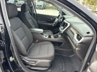 GMC Acadia 2022 SLE 4 puertas SUV
