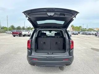 GMC Acadia 2022 SLE 4 puertas SUV