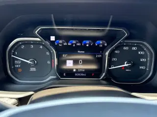 GMC Yukon 2021 4x2 Denali 4 puertas SUV