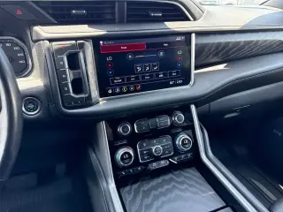 GMC Yukon 2021 4x2 Denali 4 puertas SUV