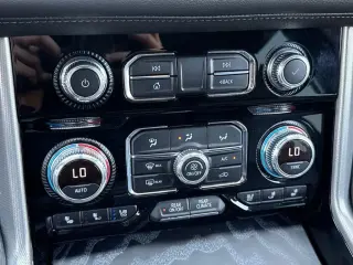 GMC Yukon 2021 4x2 Denali 4 puertas SUV