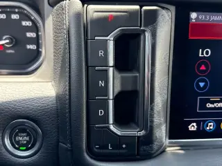 GMC Yukon 2021 4x2 Denali 4 puertas SUV