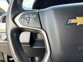 Chevrolet Suburban 2020 4x2 LT 4 puertas SUV