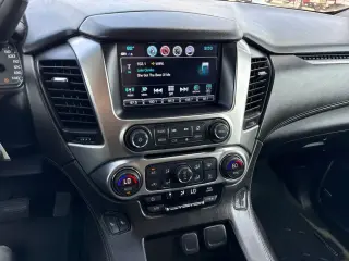 Chevrolet Suburban 2020 4x2 LT 4 puertas SUV