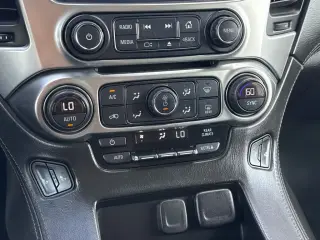 Chevrolet Suburban 2020 4x2 LT 4 puertas SUV